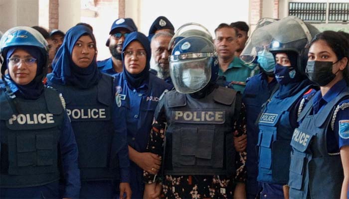 হাজিরা শেষে রিমান্ডে মমতাজ