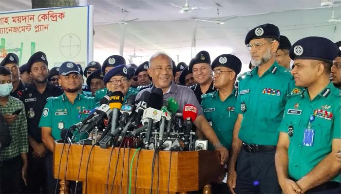 দেশের কোথাও নিরাপত্তার ঘাটতি নেই, টহল বাড়ানো হয়েছে: স্বরাষ্ট্র উপদেষ্টা