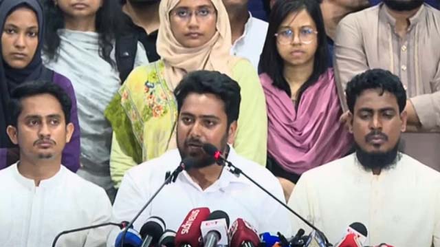 ২৪ ঘণ্টার মধ্যে মুজিববাদী সন্ত্রাসীদের গ্রেপ্তার করতে হবে: নাহিদ ইসলাম