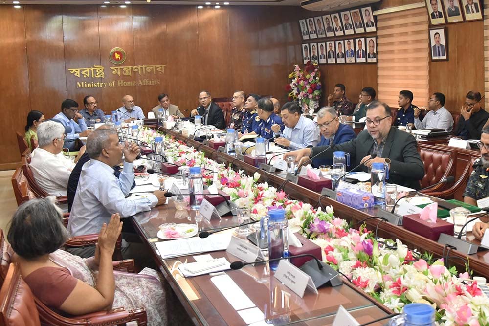 আজ থেকেই শুরু হচ্ছে চিরুনি অভিযান: স্বরাষ্ট্র উপদেষ্টা