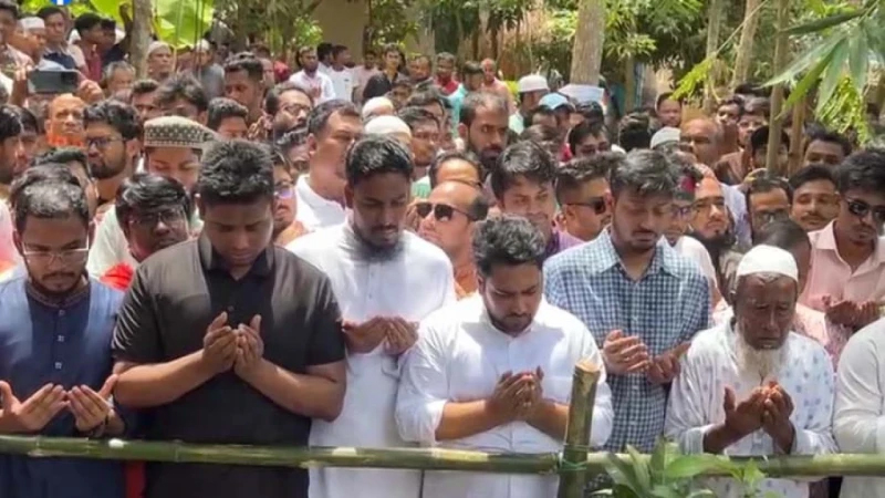 আবু সাঈদের কবর জিয়ারতের মাধ্যমে এনসিপির ‘জুলাই পদযাত্রা’ শুরু