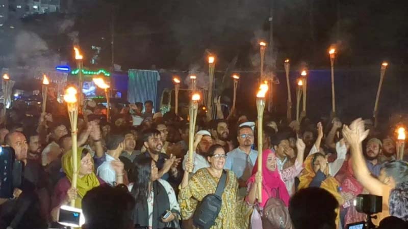 রাজধানীতে এনসিপির মশাল মিছিল