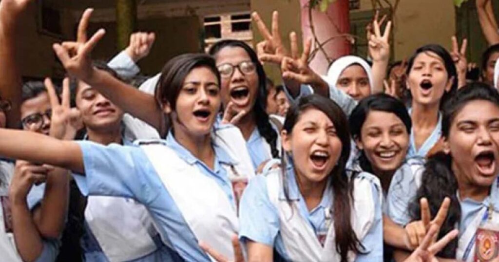 এসএসসি ও সমমান পরীক্ষায় পাসের হার ৬৮ দশমিক ৪৫, কমেছে জিপিএ-৫