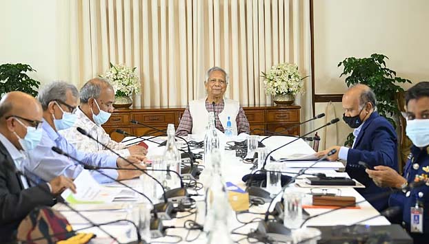 নির্বাচনের আগে লটারির মাধ্যমে ডিসি-এসপি রদবদল চান প্রধান উপদেষ্টা