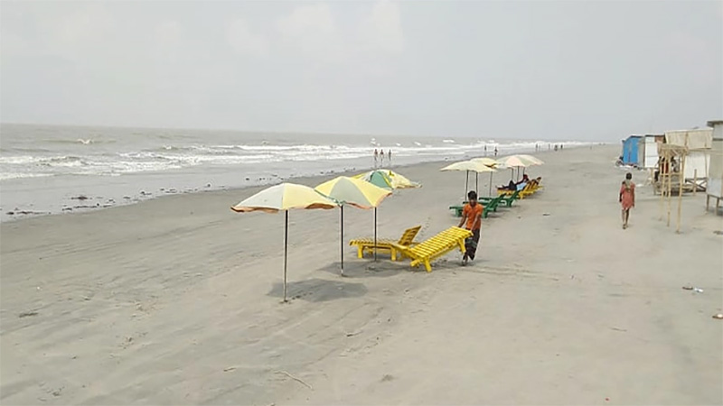 কম খরচে ঘুরে আসুন কুয়াকাটা
