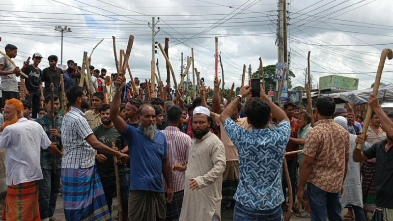 সীমানা পুনর্বিন্যাস নিয়ে আবারও ফরিদপুরে মহাসড়ক অবরোধ