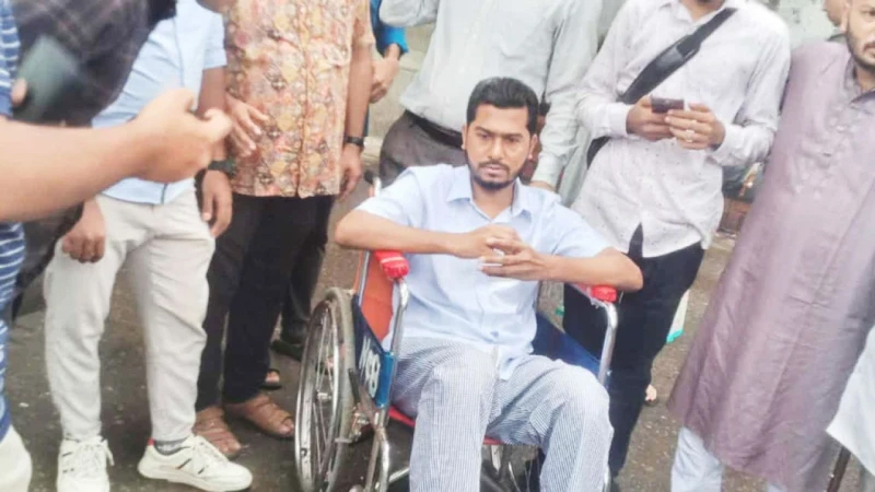 নুরের দেশে আসার সময় জানালেন রাশেদ