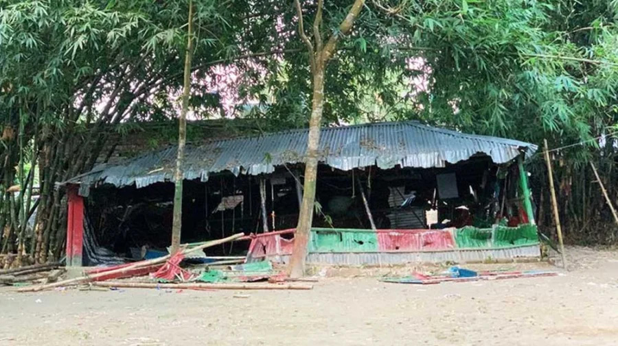 রাজশাহীতে স্লোগান দিয়ে খানকা শরীফে হামলা, ভাঙচুর