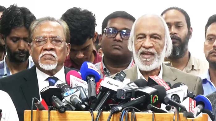 নির্বাচনে ইসির নিজস্ব কর্মকর্তাই রিটার্নিং অফিসার হওয়া উচিত: মঈন খান