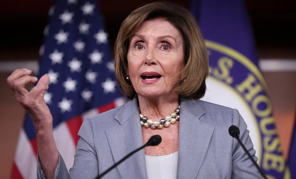 Nancy Pelosi announces retirement