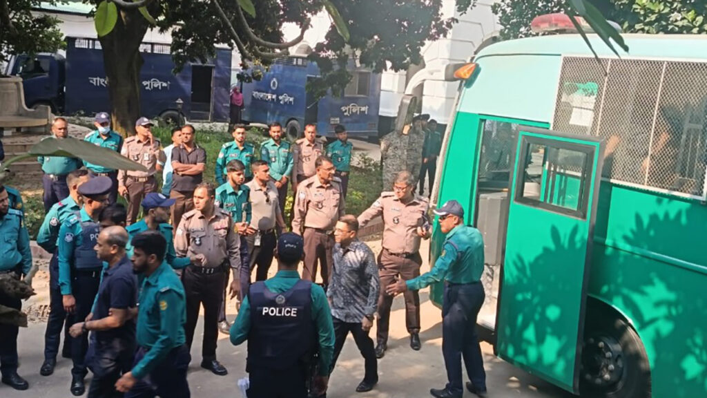 গুমের দুই মামলায় ১৩ সেনা কর্মকর্তা ফের ট্রাইব্যুনালে