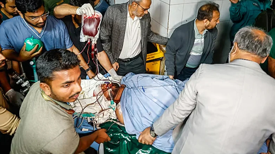 হাদি গুলিবিদ্ধ: প্রত্যক্ষদর্শীরা যা জানালেন