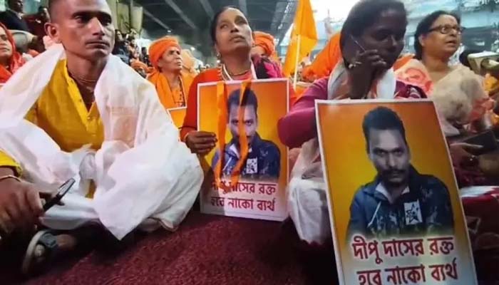 বাংলাদেশ ইস্যুতে ভারতে বিক্ষোভের আড়ালে রাজনীতি