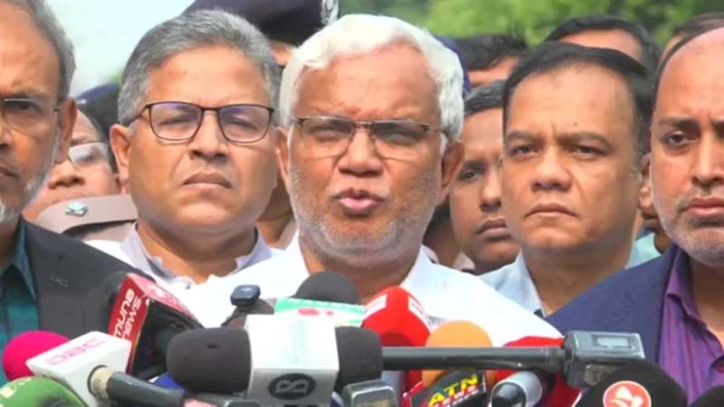 খালেদা জিয়াকে নিয়ে গুজবে কান না দেওয়ার আহ্বান ডা. জাহিদের