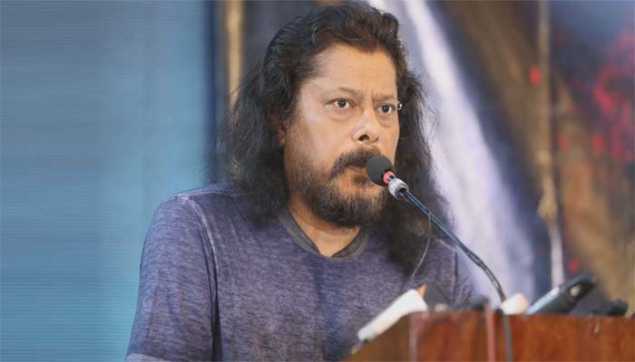 কনসার্টে হামলার ঘটনায় যাদের দায়ী করলেন জেমস