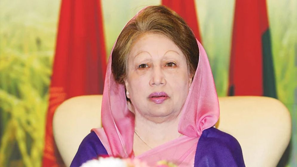 খালেদা জিয়াকে লন্ডনে নেওয়া হবে কি না, সিদ্ধান্ত রাতে