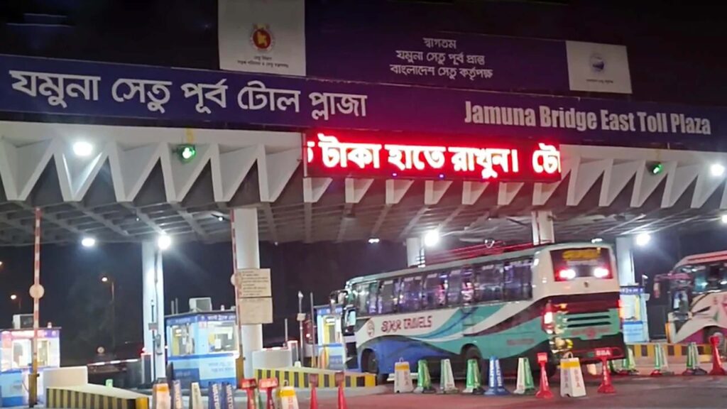 যমুনা সেতু দিয়ে যানবাহন পারাপারে রেকর্ড, টোল আদায় সাড়ে ৬ কোটি টাকা