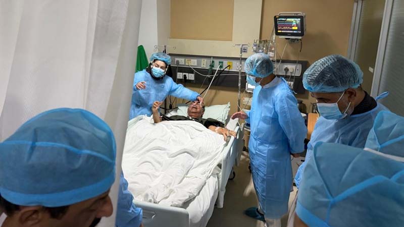 অপারেশন থিয়েটারে মির্জা আব্বাস, মস্তিষ্কে অস্ত্রোপচার চলছে