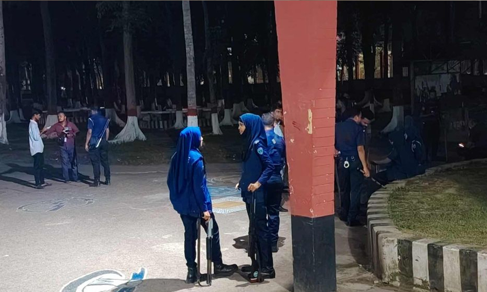 কুমিল্লা পলিটেকনিকে ‘গুপ্ত’ বলায় ছাত্রদল-শিবির সংঘর্ষ, আহত ৩২