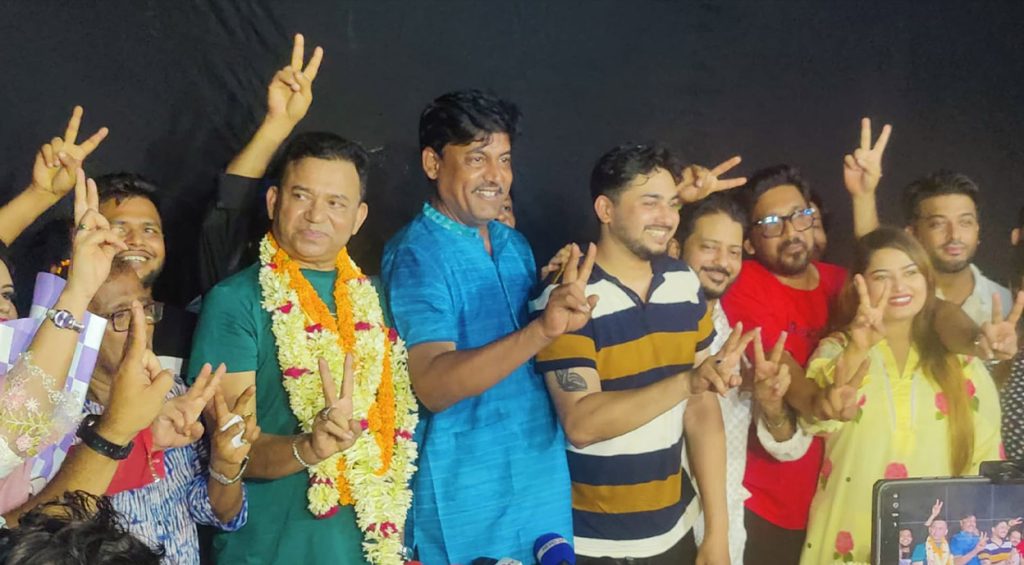 শিল্পী সমিতির সভাপতি শিবা শানু, সম্পাদক জয় চৌধুরী