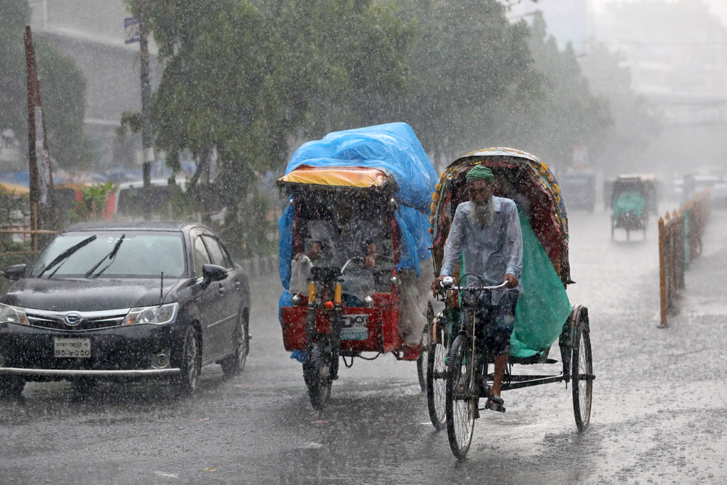 দেশজুড়ে আগামী ৫ দিন বৃষ্টির দাপটের পূর্বাভাস
