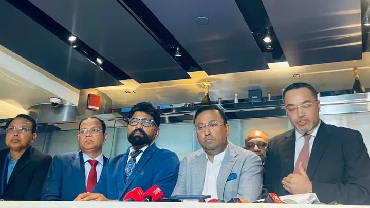 বোয়িংয়ের সঙ্গে ১১ বিমান কেনার চুক্তি সই