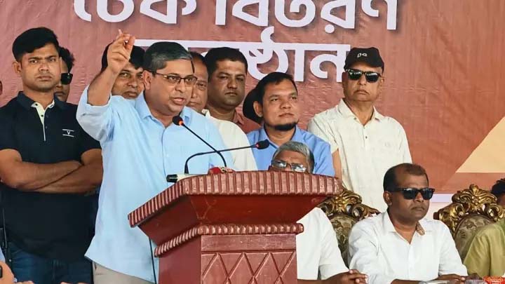 বিএনপিকে হুমকি দেবেন না, বিএনপি কারো হুমকিকে পরোয়া করে না