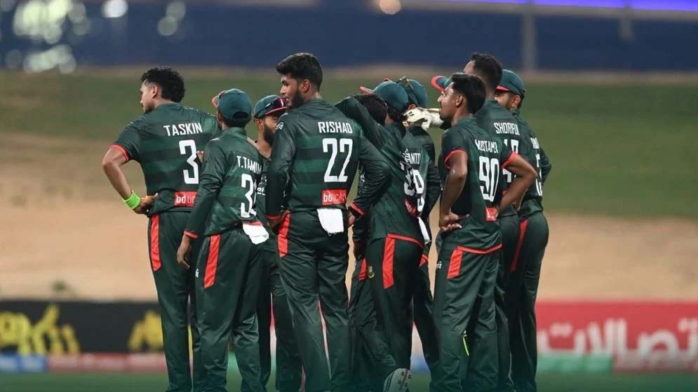 জিম্বাবুয়ের কাছে অসহায় আত্মসমর্পণ, ৯৯ রানে হেরেছে শান্ত-হৃদয়রা